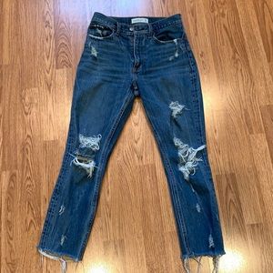 Abercrombie High Rise Mom Jeans - Size 25 Short